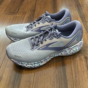 Brooks Gray Athletic Shoes